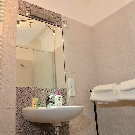 Towarowa Erapartments 公寓