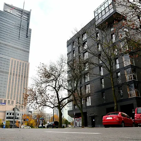 アパート Towarowa Erapartments